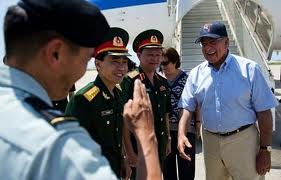 Secretario de Defensa de EEUU visita la Bahía vietnamita de Cam Ranh